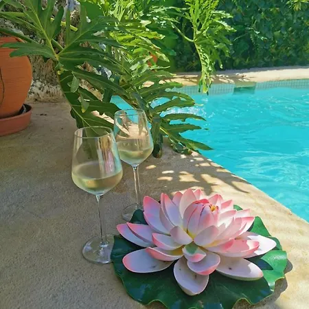 Chalet Con Piscina Privada En Candelaria Канделария