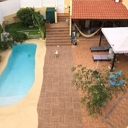 Chalet Con Piscina Privada En Candelaria Nyaraló