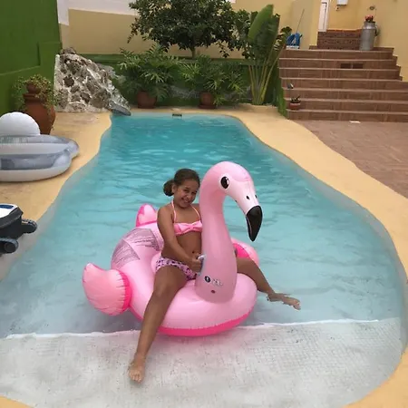 Chalet Con Piscina Privada En Candelaria Tatil Evi *